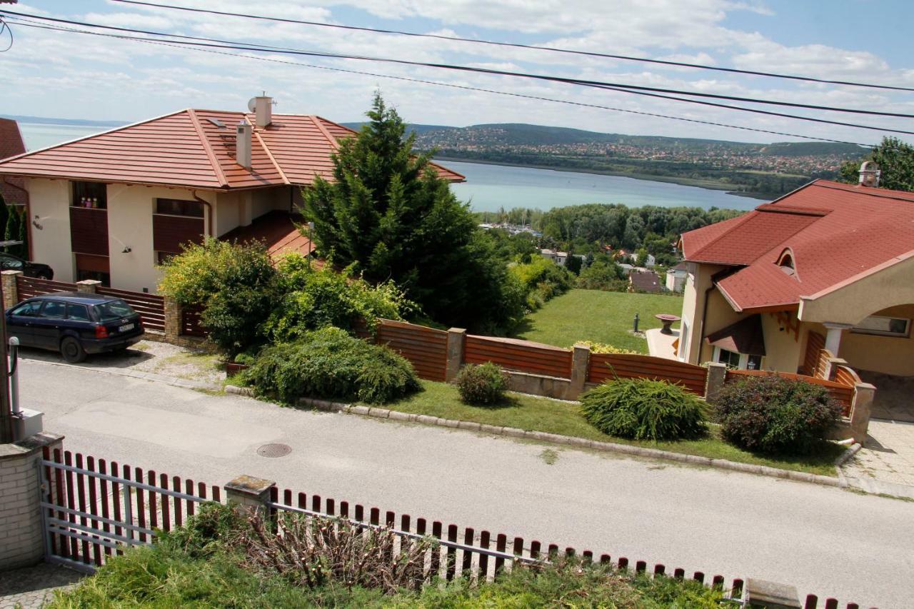 Villa Szepkilatas Vendeghaz Balatonfůzfő Exterior foto